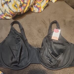 Cacique Elegant Black Bra 😀😀
